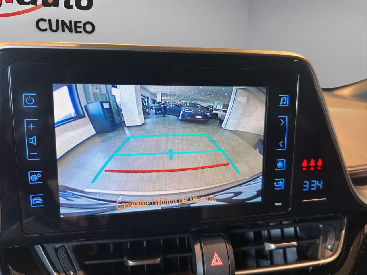 Toyota C-HR 1.8h Lounge 2wd e-cvt
