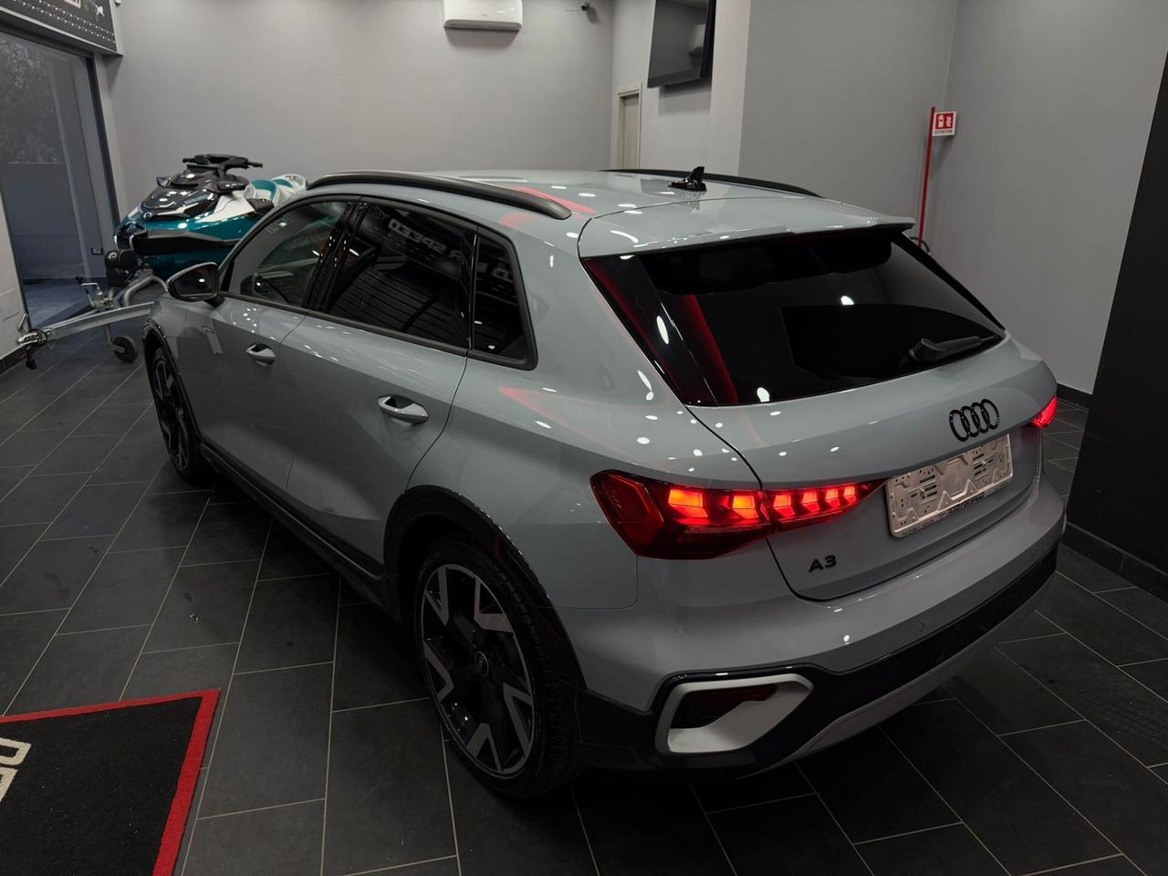 Audi A3 allstreet 35 TDI S tronic Identity Contrast