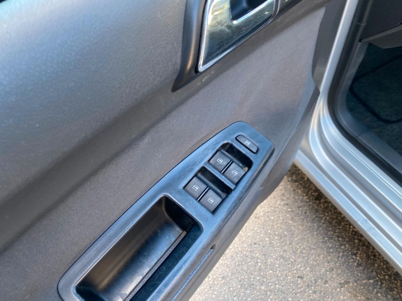 WV POLO 5 PORTE 1.4 TDI 75 CV. FULL. 2004