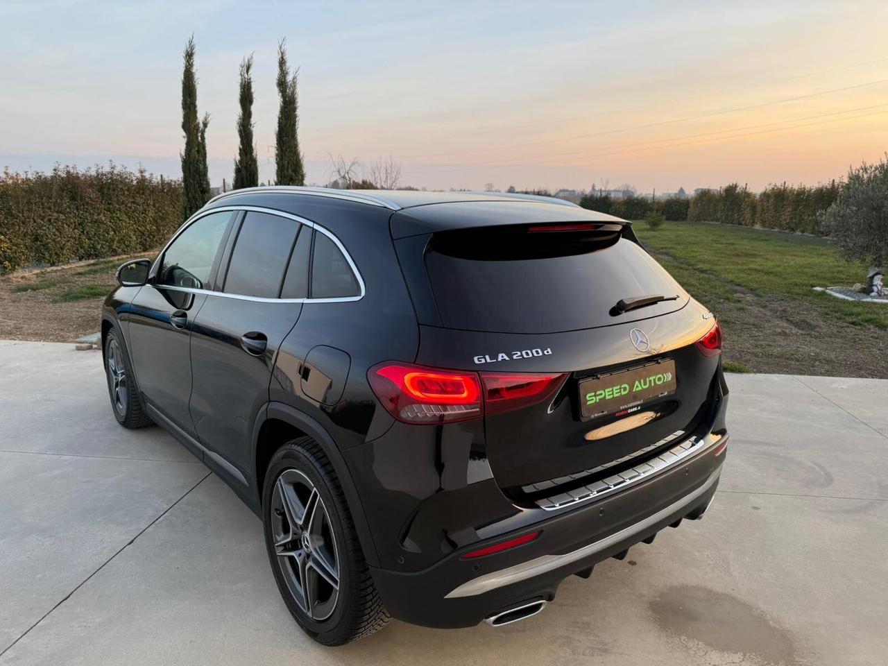 Mercedes GLA 200D 4Matic Premium AMG