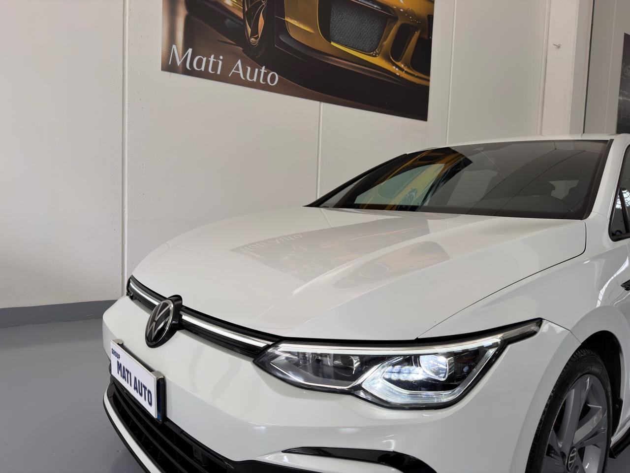 Volkswagen Golf 1.5 eTSI 150 CV EVO ACT DSG R-Line