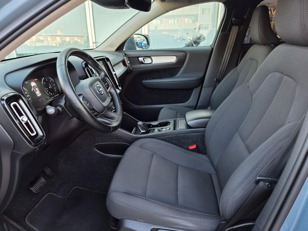Volvo XC40 D3 Geartronic Momentum Pro
