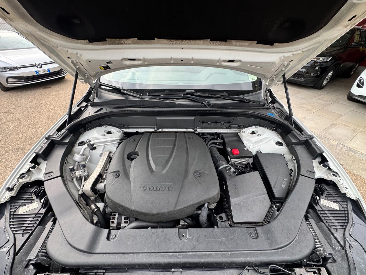 Volvo XC 60 XC60 D4 Geartronic Kinetic Motore 0km