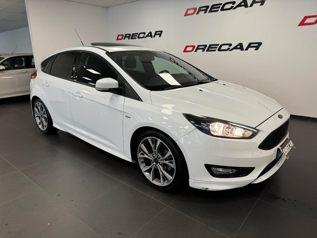 Ford Focus 1.0 EcoBoost 125 CV ST Line TETTO PACK SPORT