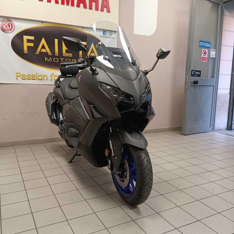Yamaha T-Max 560 - 2025