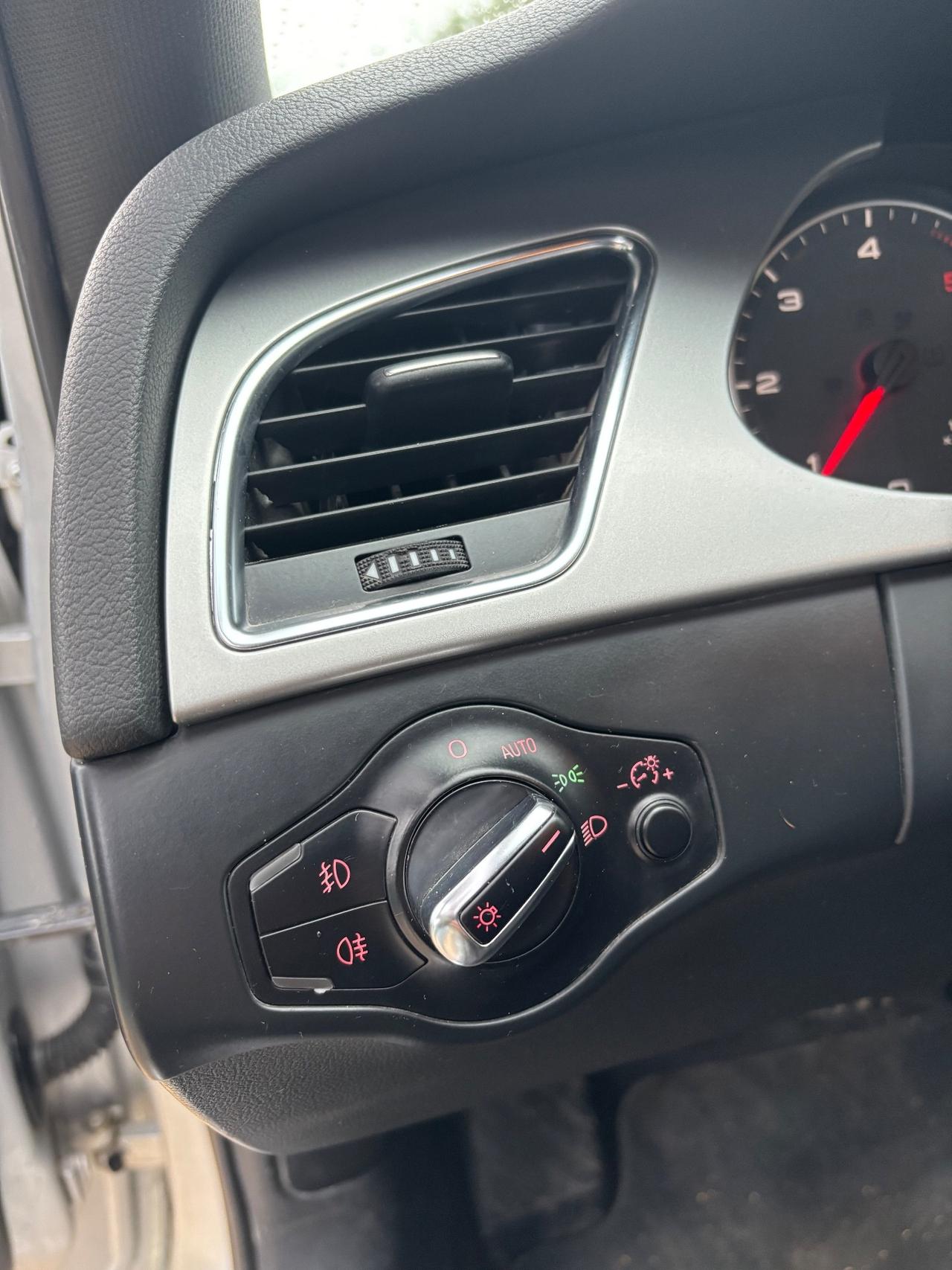 Audi A4 Avant 2.0 TDI 143 CV multitronic