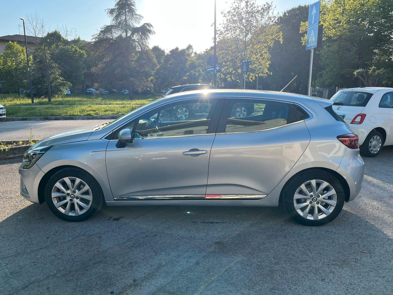 Renault Clio Full Hybrid E-Tech 140 CV 5 porte Intens