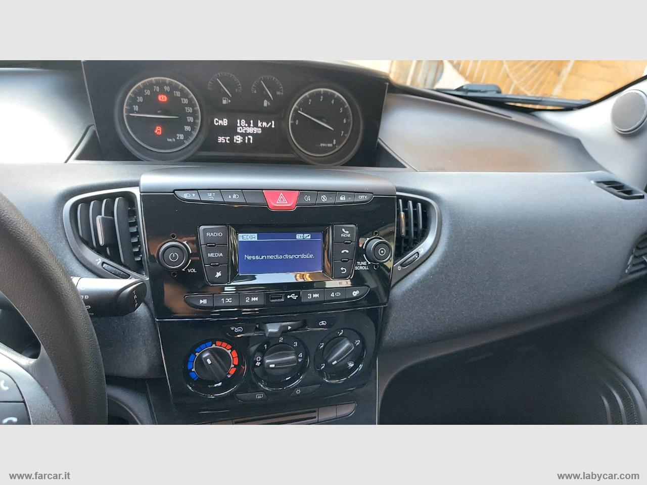 LANCIA Ypsilon 1.0 FireFly 5pS&S Hyb. Eco Silv. SUPER PROMO