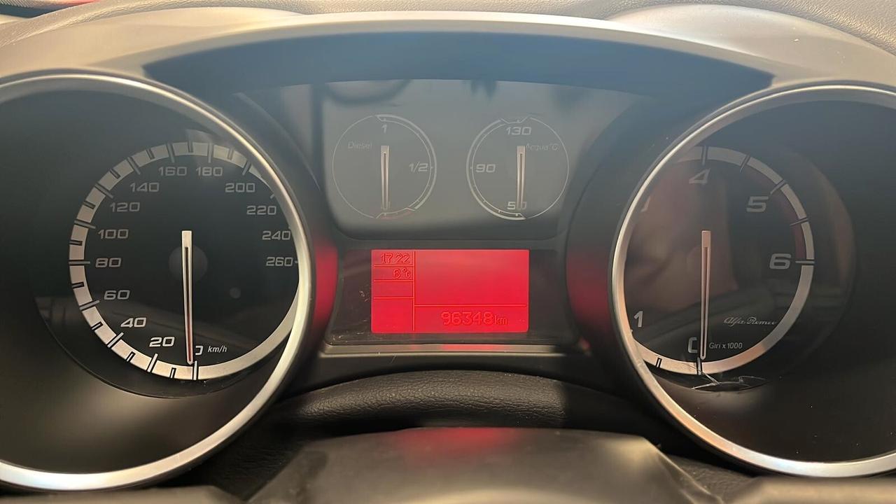 Alfa Romeo Giulietta 1.6 JTDm-2 105 CV Exclusive