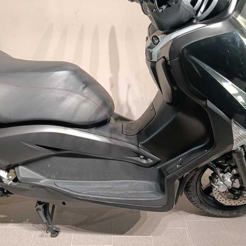 Yamaha X-Max 250 - 2011