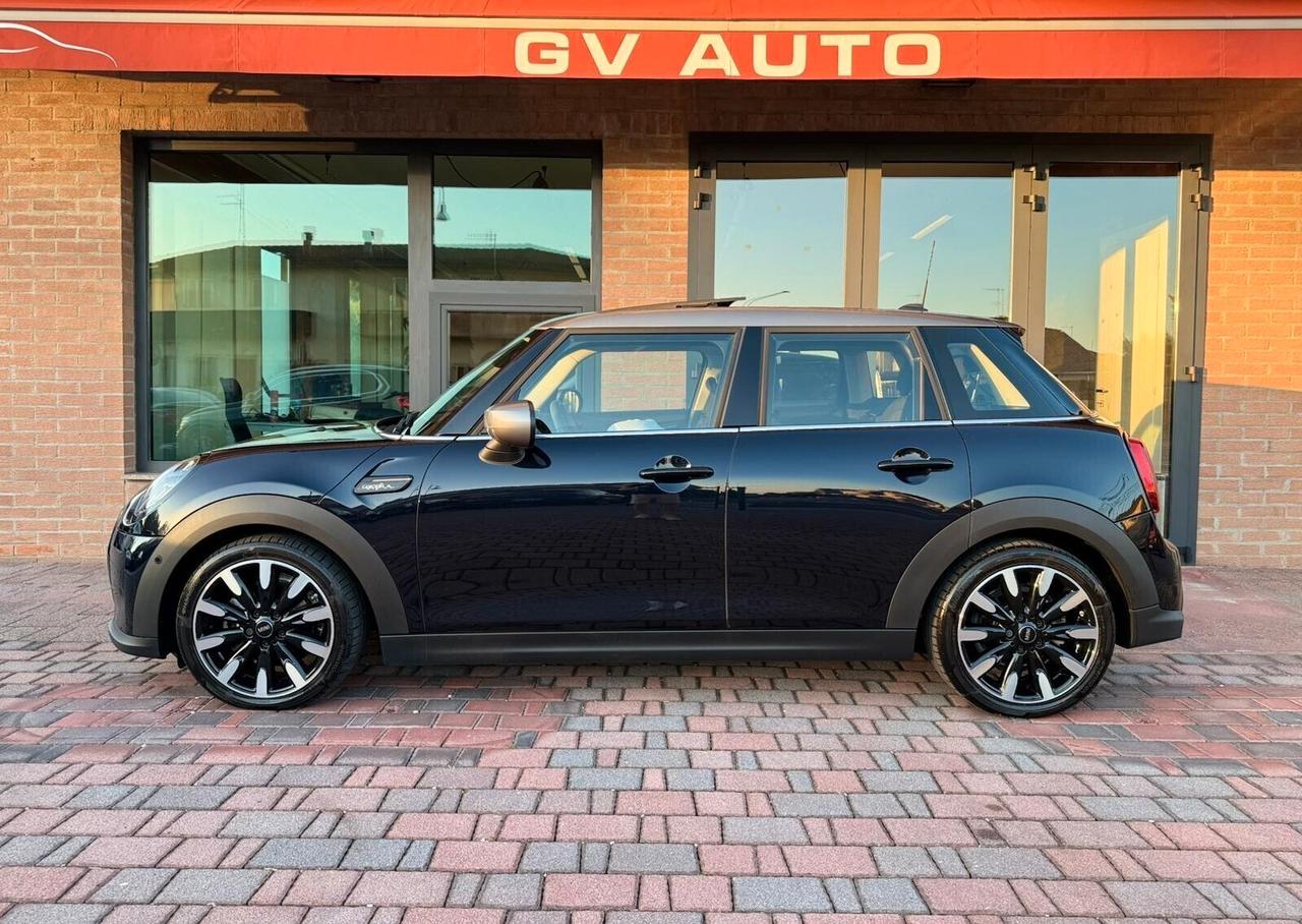 Mini Cooper 1.5 Camden