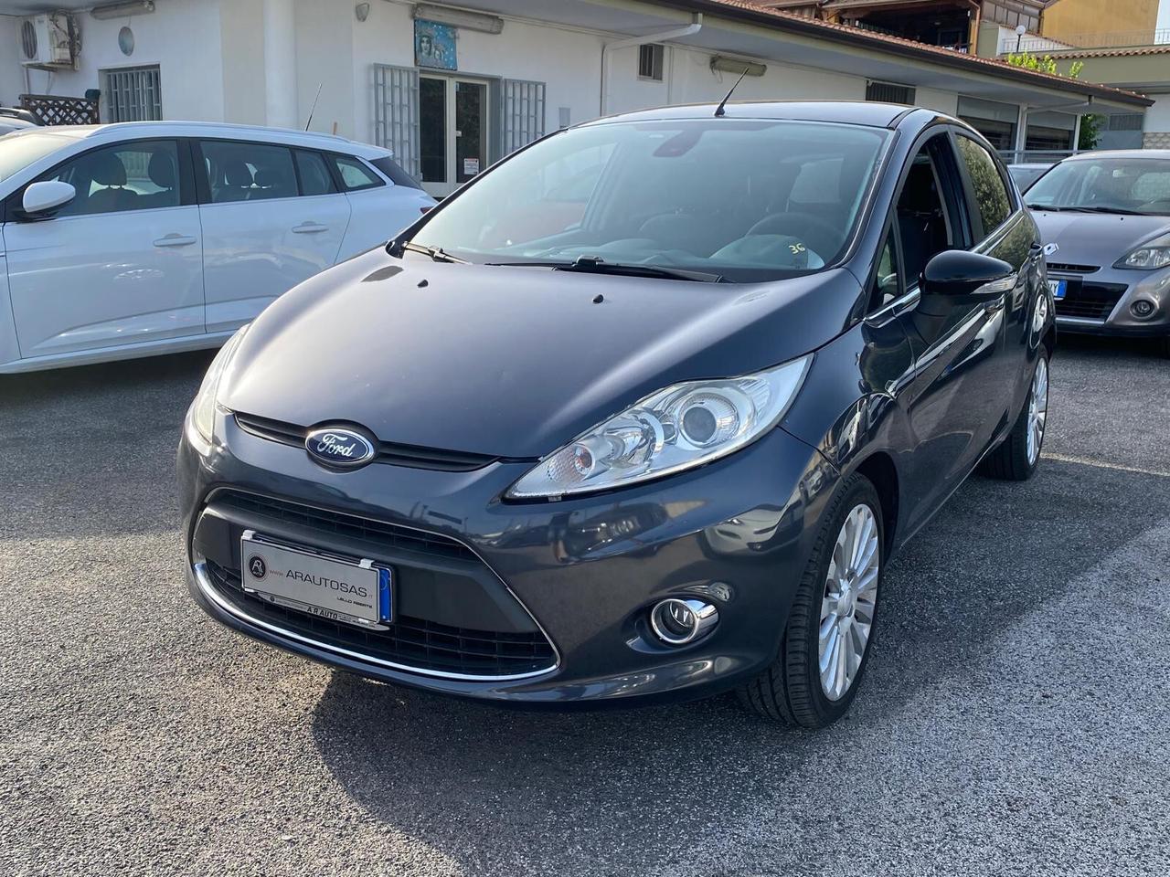 Ford Fiesta 1.4 TDCi 5p. Titanium