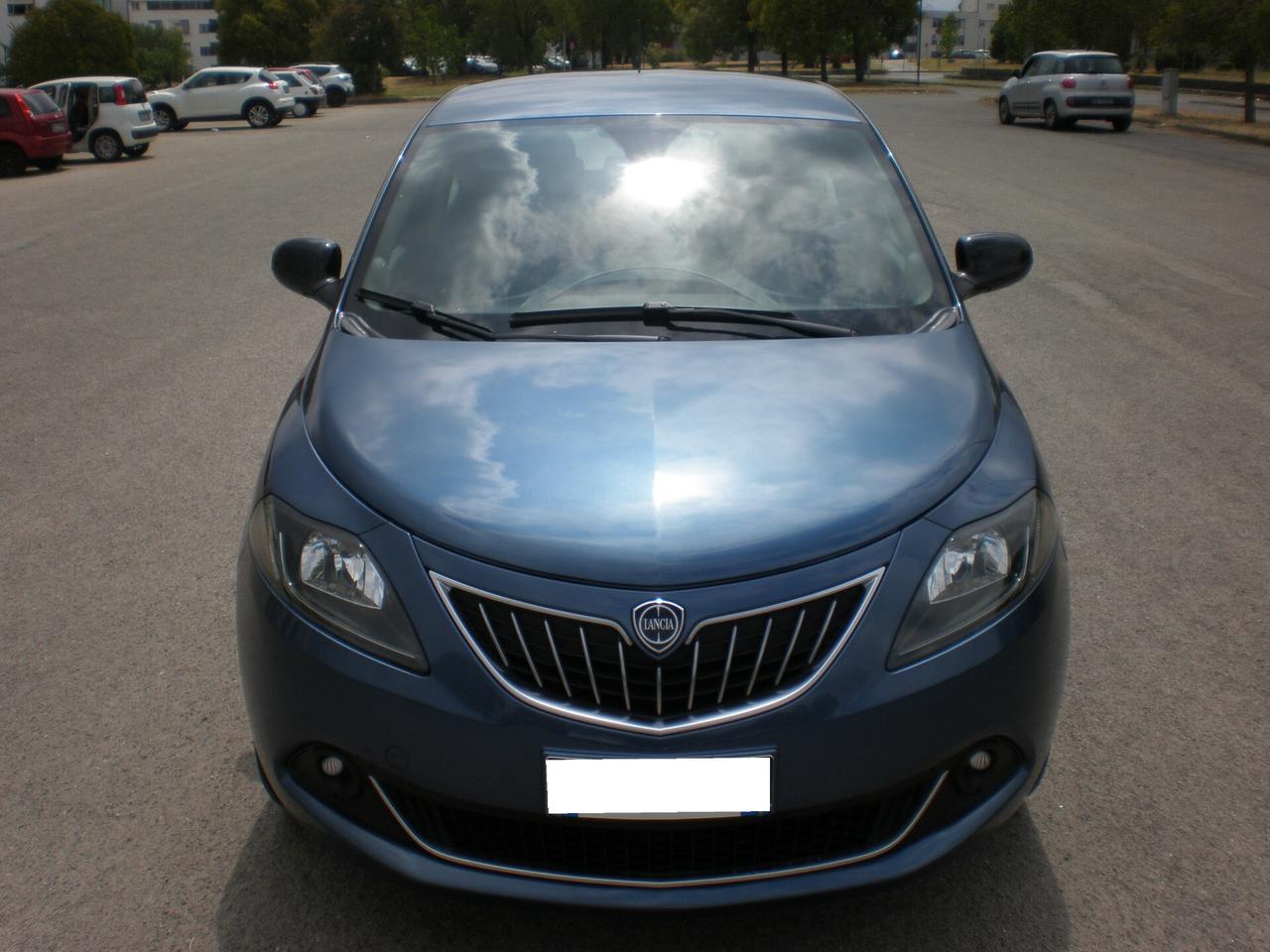Lancia Ypsilon 1.0 ultimo restyling, full