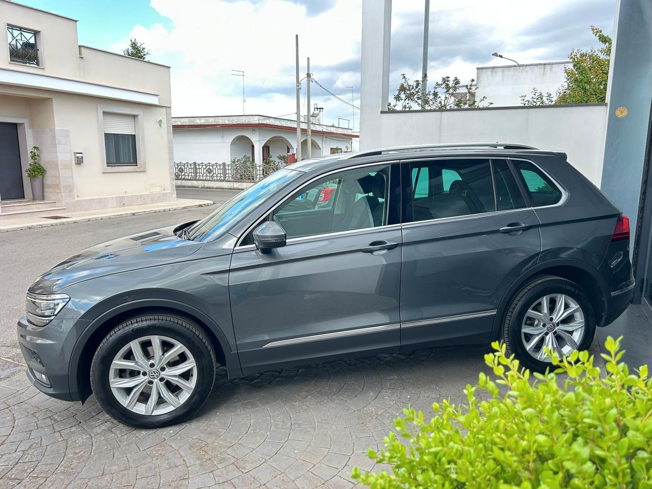 VW Tiguan 2.0 TDI 4MOTION DSG COCKPIT/LED-11/2018