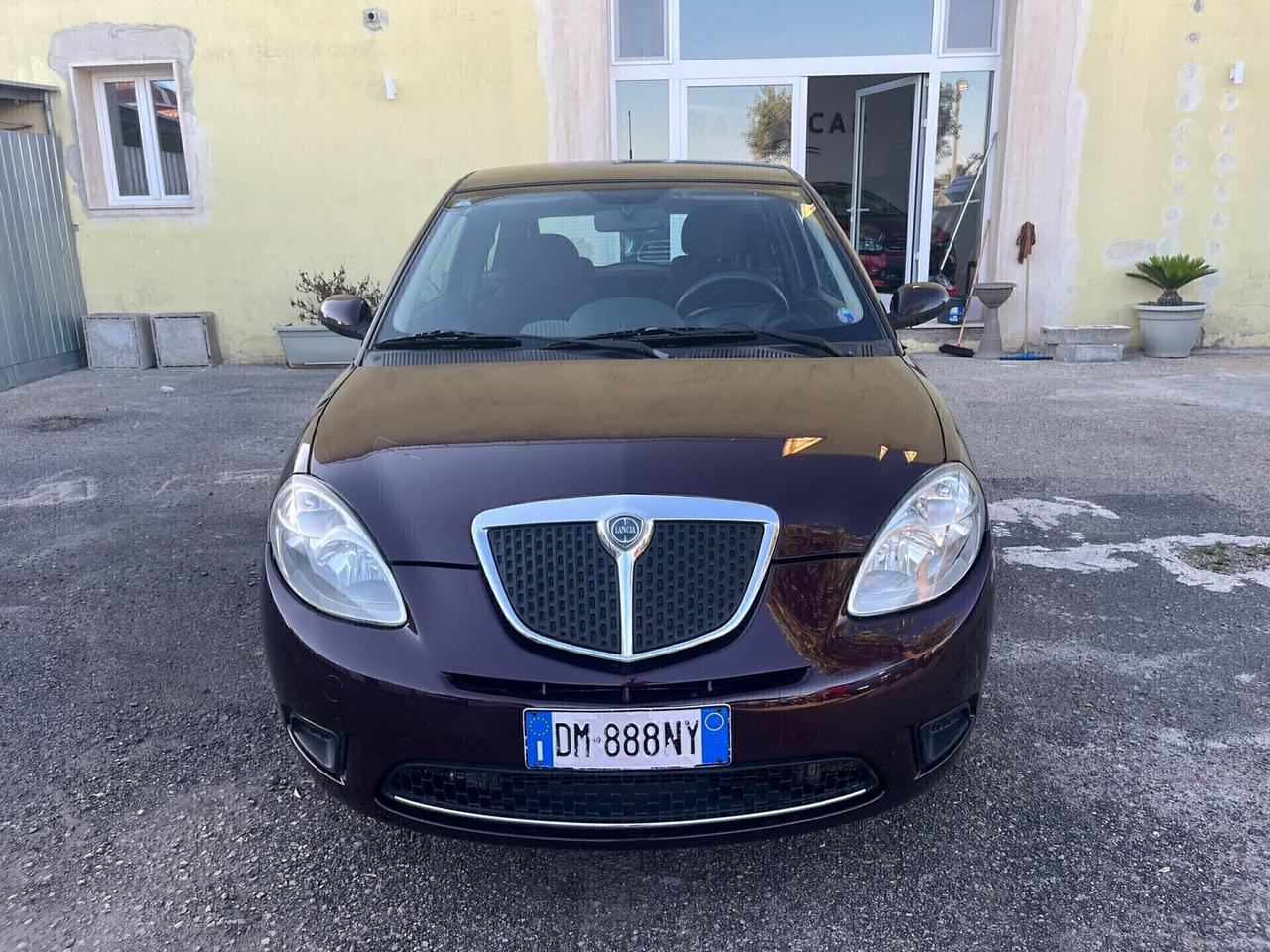 Lancia Ypsilon 1200 benzina/ gpl