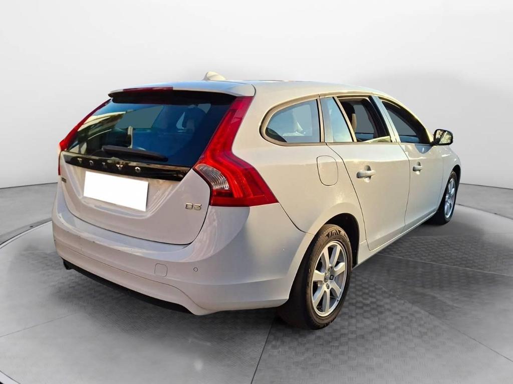 Volvo V60 2.0 D3 Momentum Geartronic