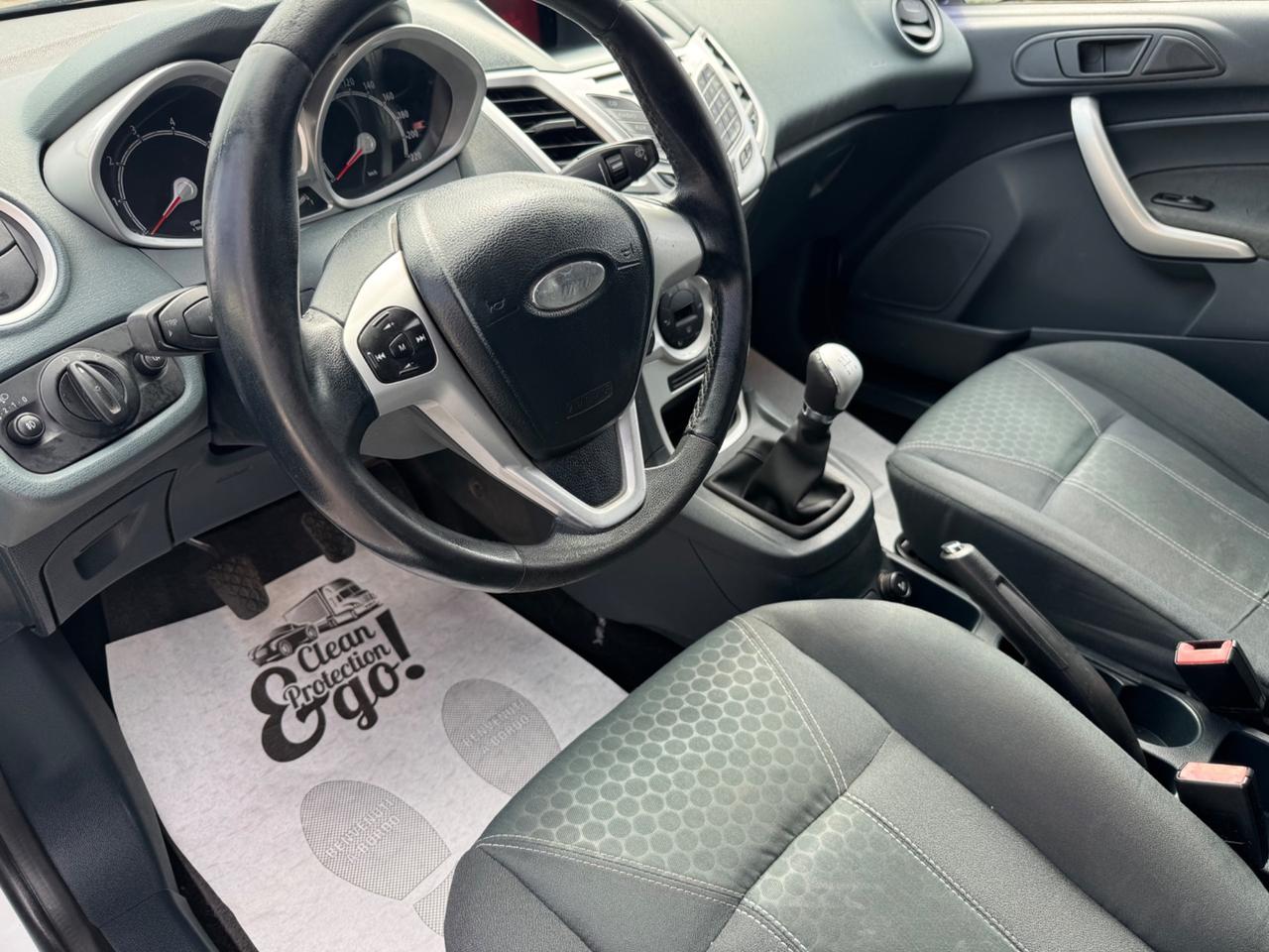 Ford Fiesta 1.2 82 CV 5 porte Titanium GARANZIA