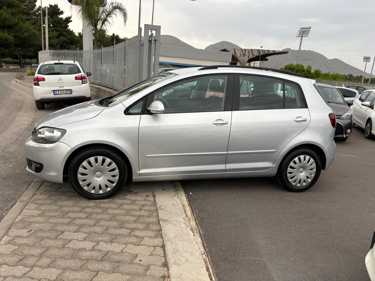 Volkswagen Golf Plus Golf 1.6 TDI DPF 5p. Highline