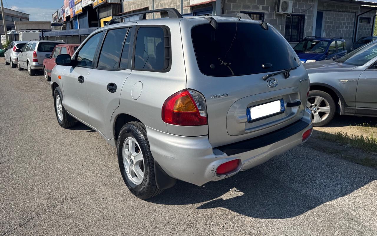 Hyundai Santa Fe Santa Fe 2.4i 4WD GL Plus