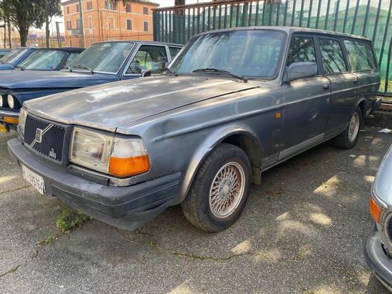 VOLVO 240 2.0 cat Station Wagon Polar Super