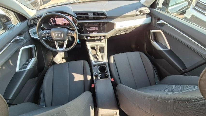 Audi Q3 35 TDI quattro S tronic Business - 2021