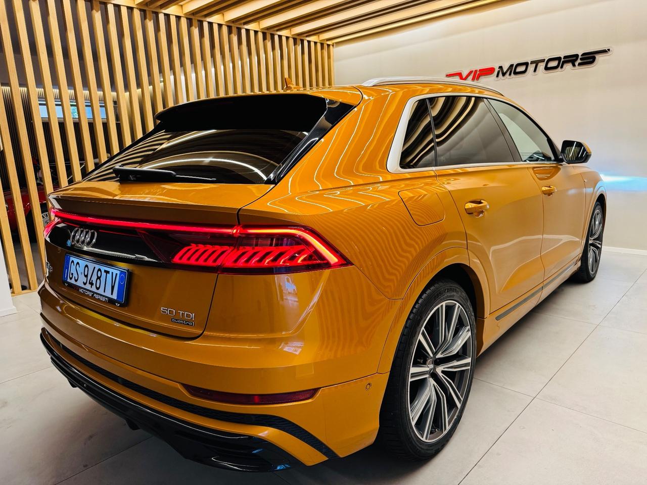 Audi Q8 50 TDI 286 CV quattro tiptronic S LINE EXCLUSIVE COLOR
