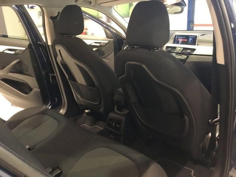 BMW X2 sDrive 18d Business X