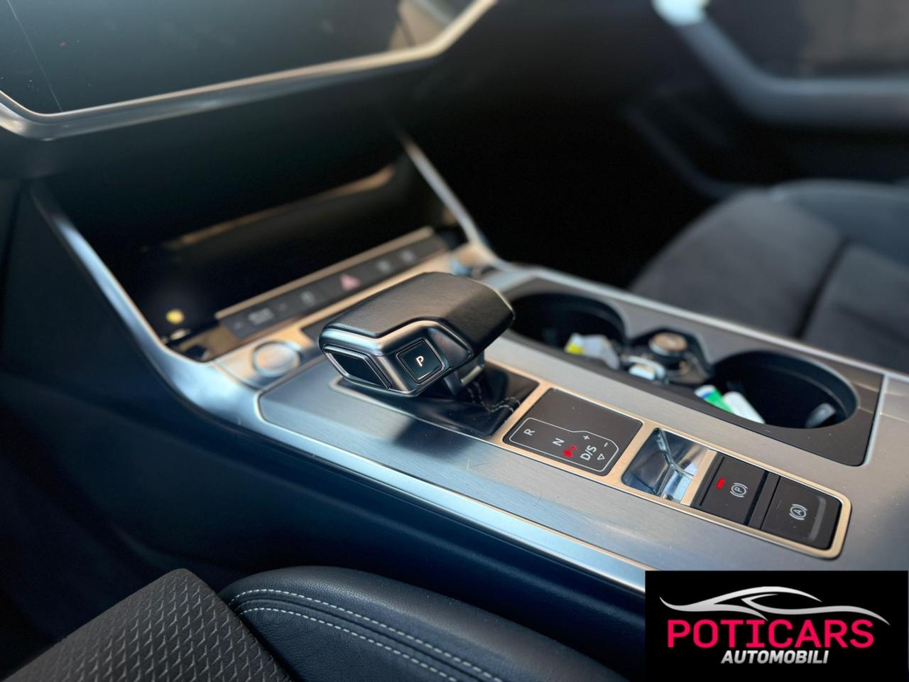 Audi A6 Avant 40 2.0 TDI S tronic line
