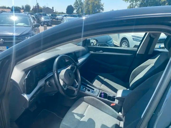 Volkswagen Golf 1.5 eTSI 130 CV EVO ACT DSG Life
