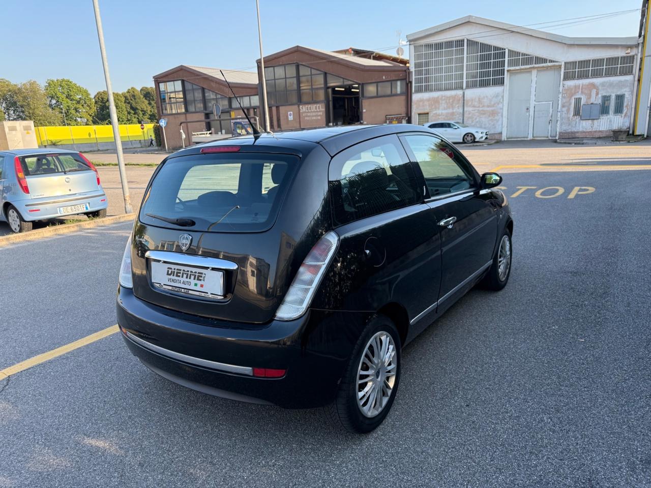 Lancia Ypsilon 1.2 Argento