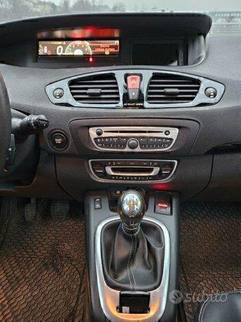 Renault Scenic 7 POSTI VALUTIAMO USATO/SCAMBIO