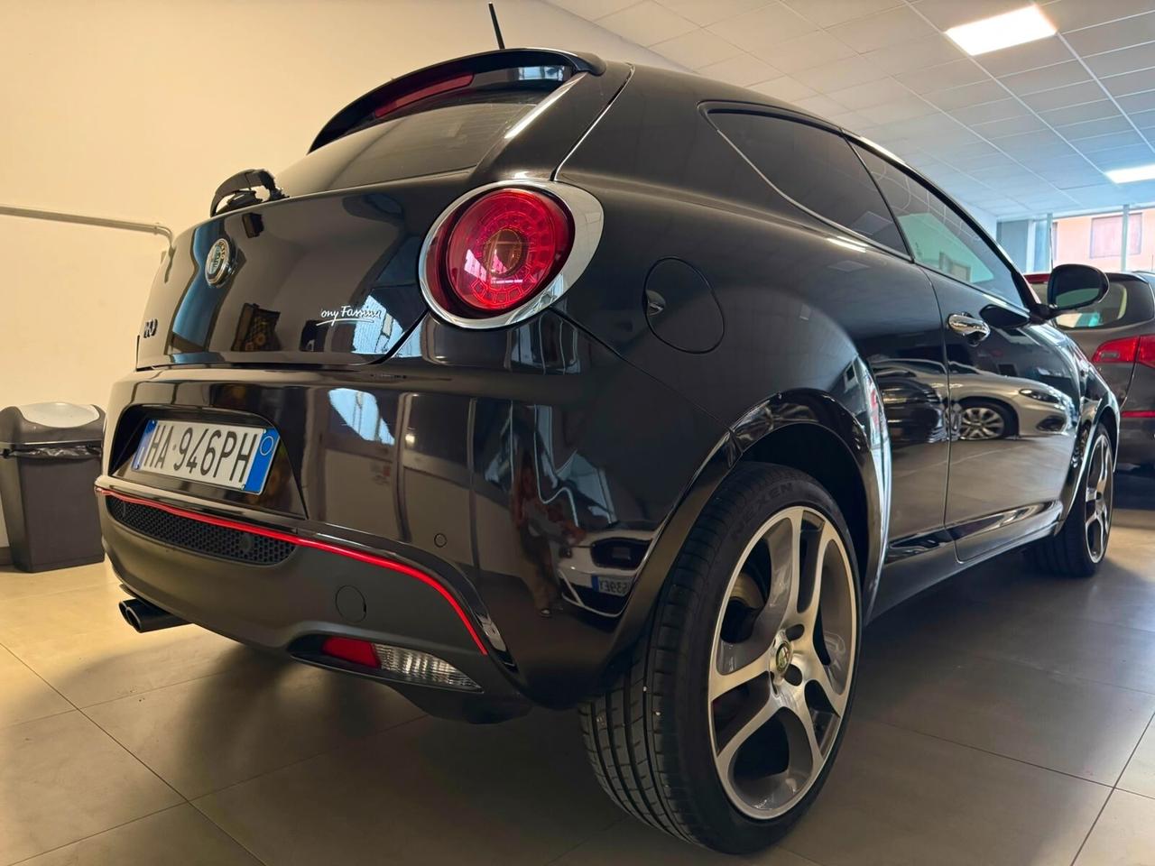 Alfa Romeo MiTo 1.4 T 155 CV Distinctive Sport Pack
