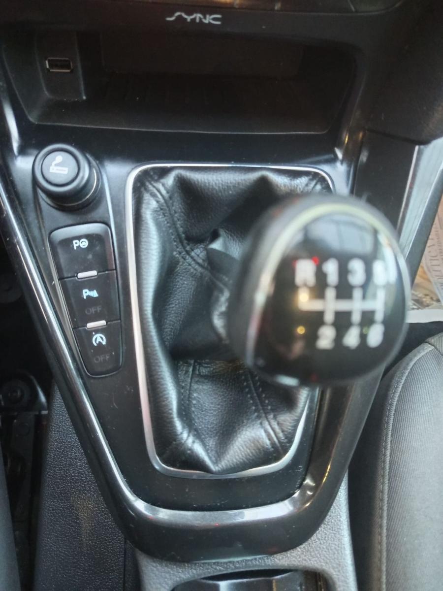 FORD Focus 1.5 TDCi 120CV SW Titanium 12/2014