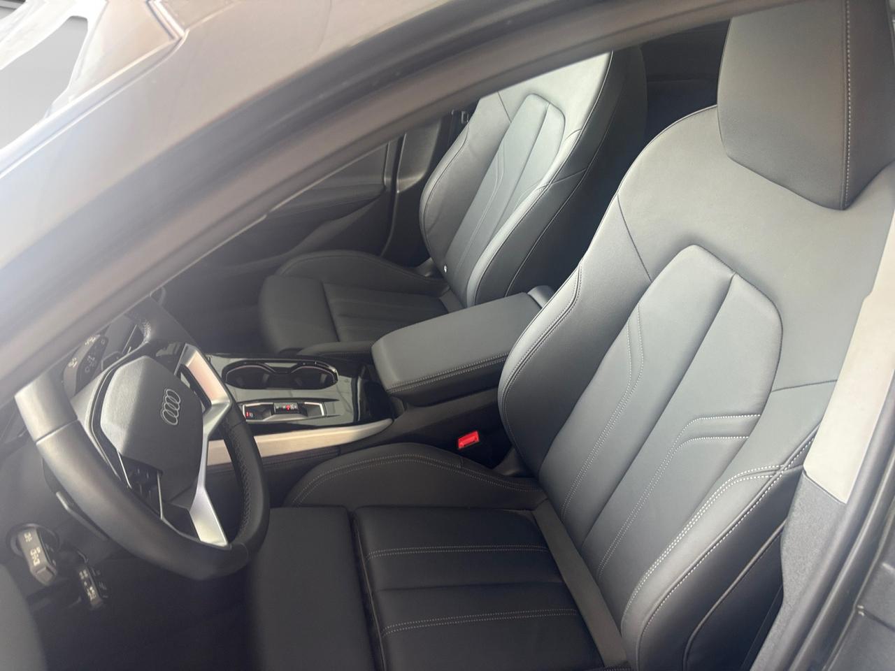 AUDI A5 III 2024 - A5 Avant 2.0 tdi mhev+ S line edition 204cv s-tronic