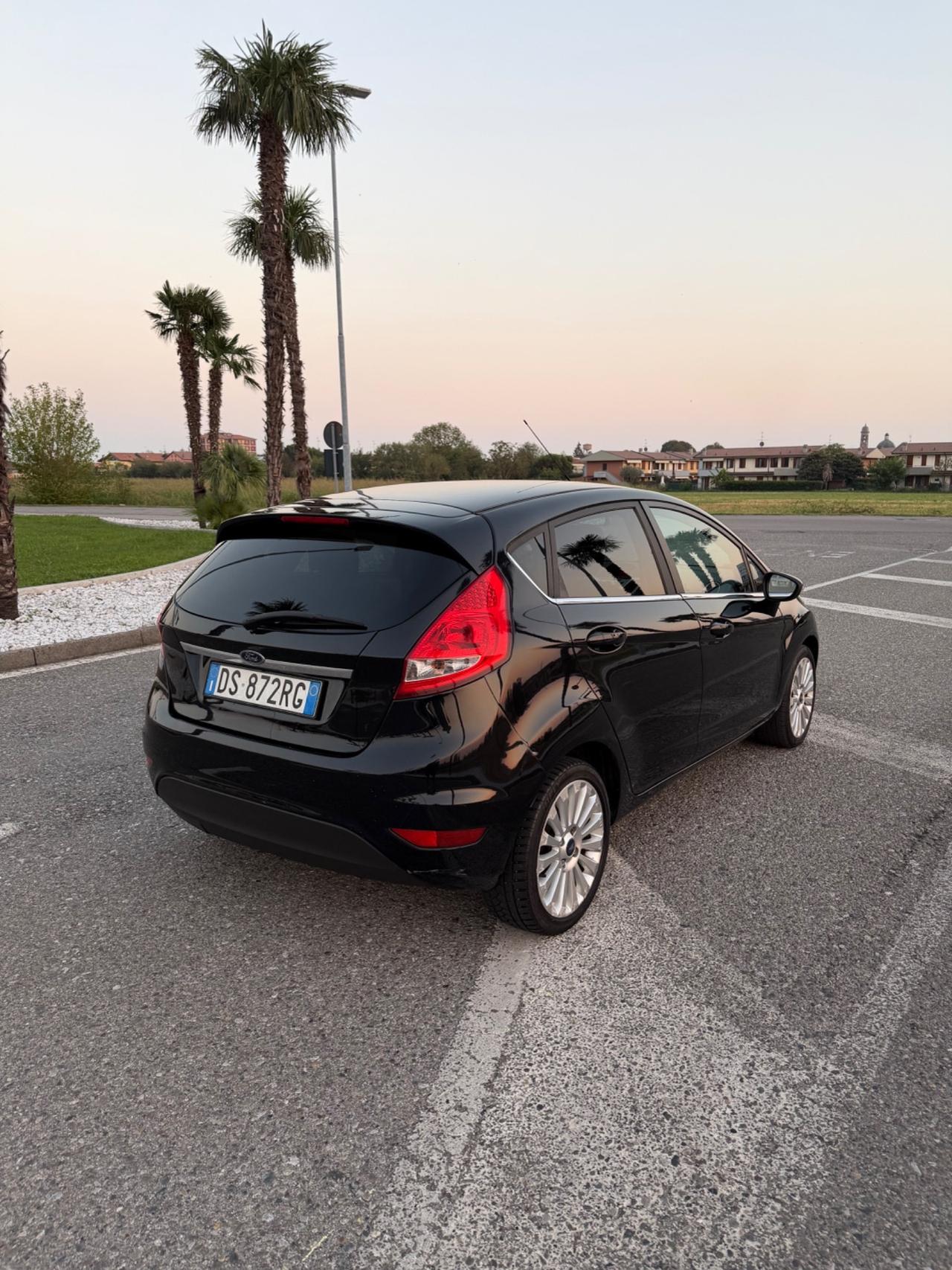 Ford Fiesta Fiesta+ 1.2 60CV 5 porte