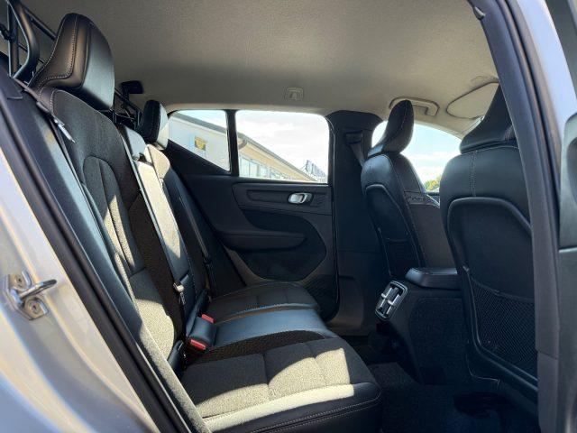 VOLVO XC40 D3 AWD Geartronic Momentum