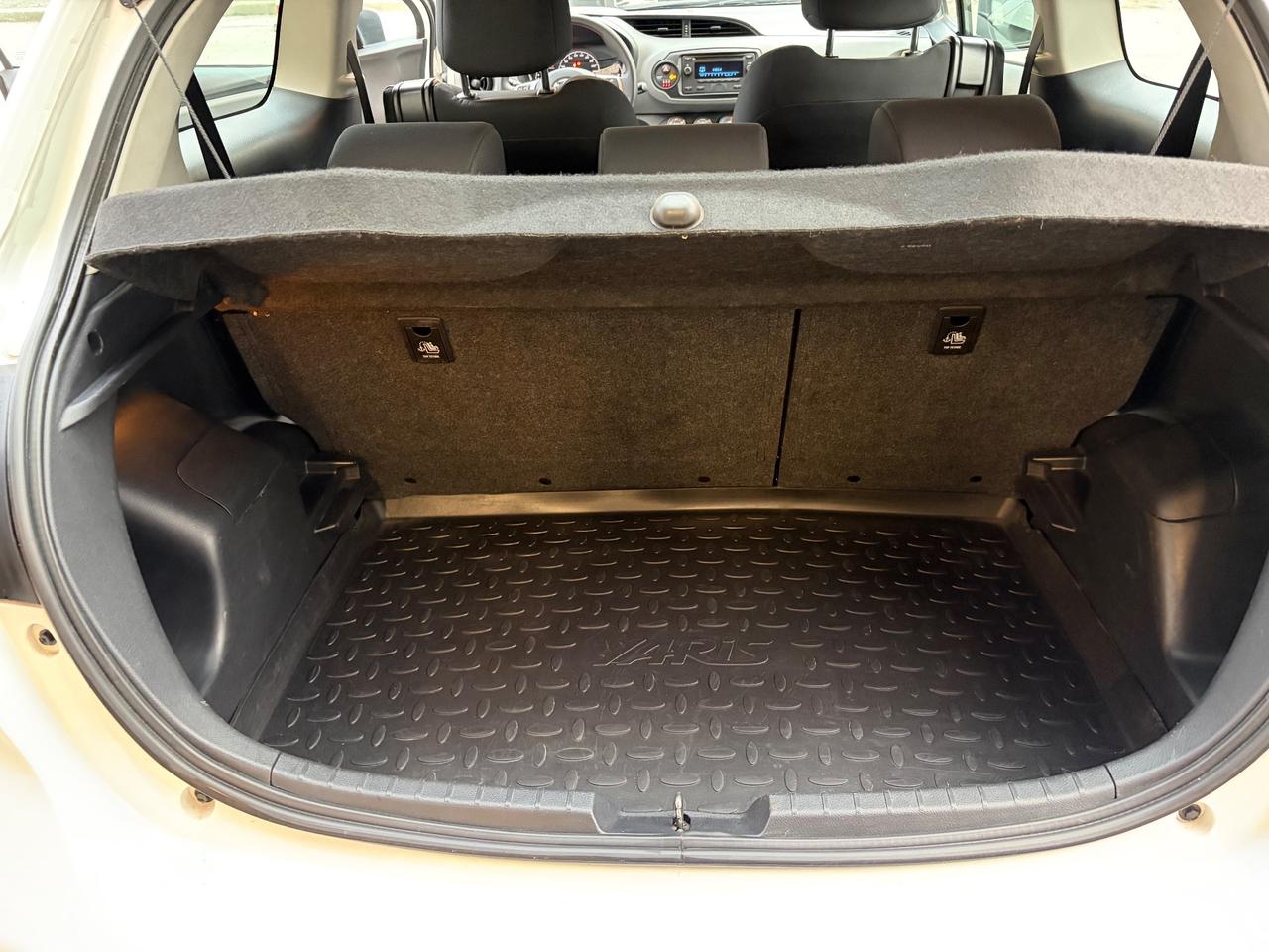 Toyota Yaris 1.0 3 porte Cool GPL