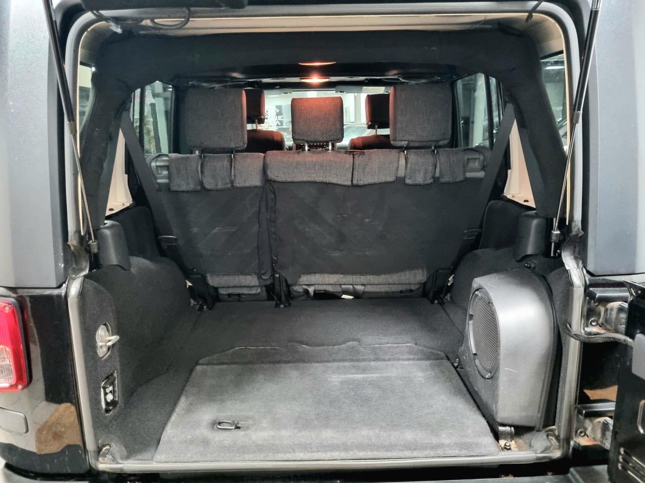 JEEP WRANGLER UNLIMITED 2.8 CRD RUBICON