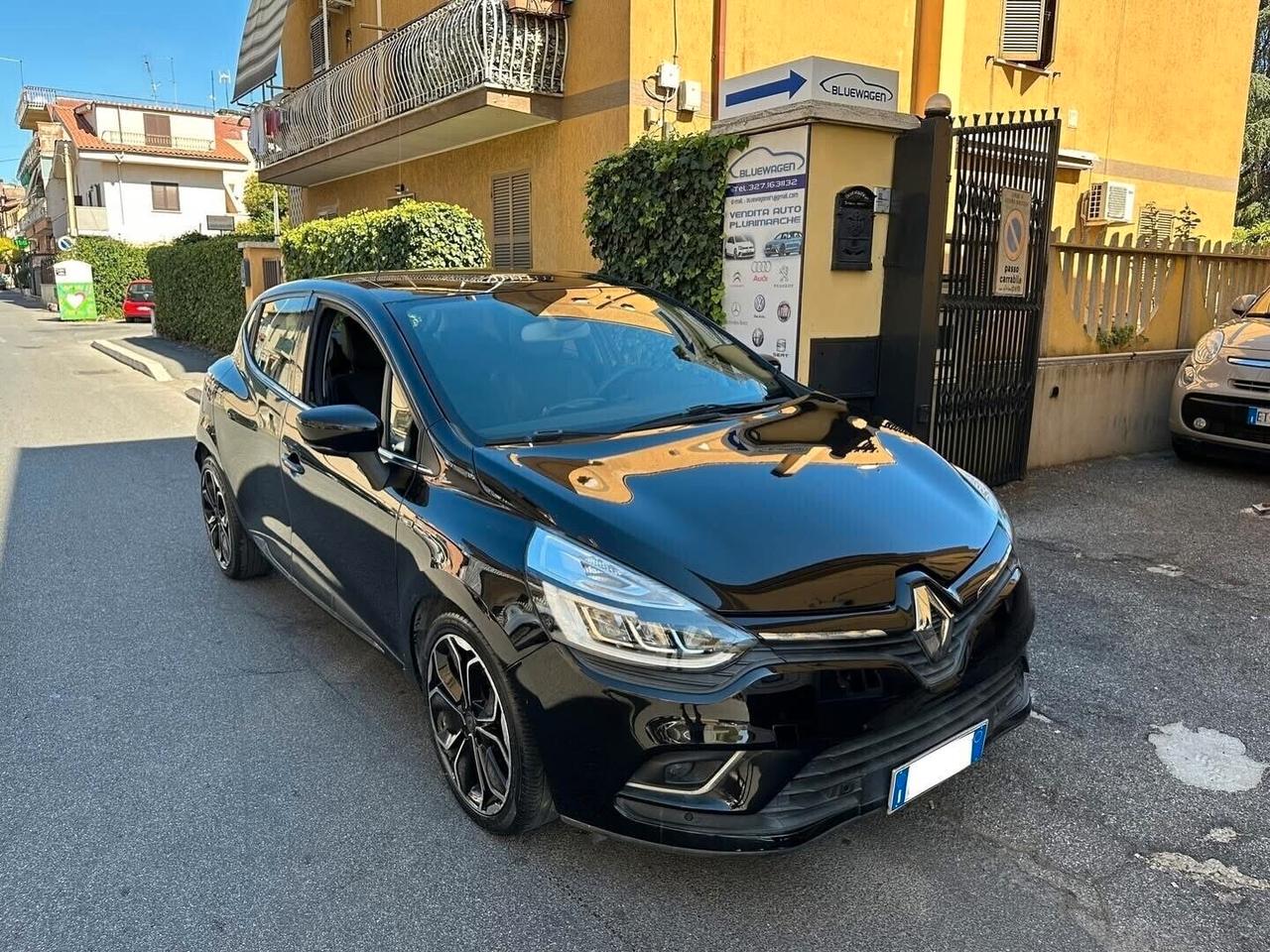 Renault Clio TCe 12V 75 CV 5 porte Moschino UNICOPROPRIETARIO FINANZIABILE
