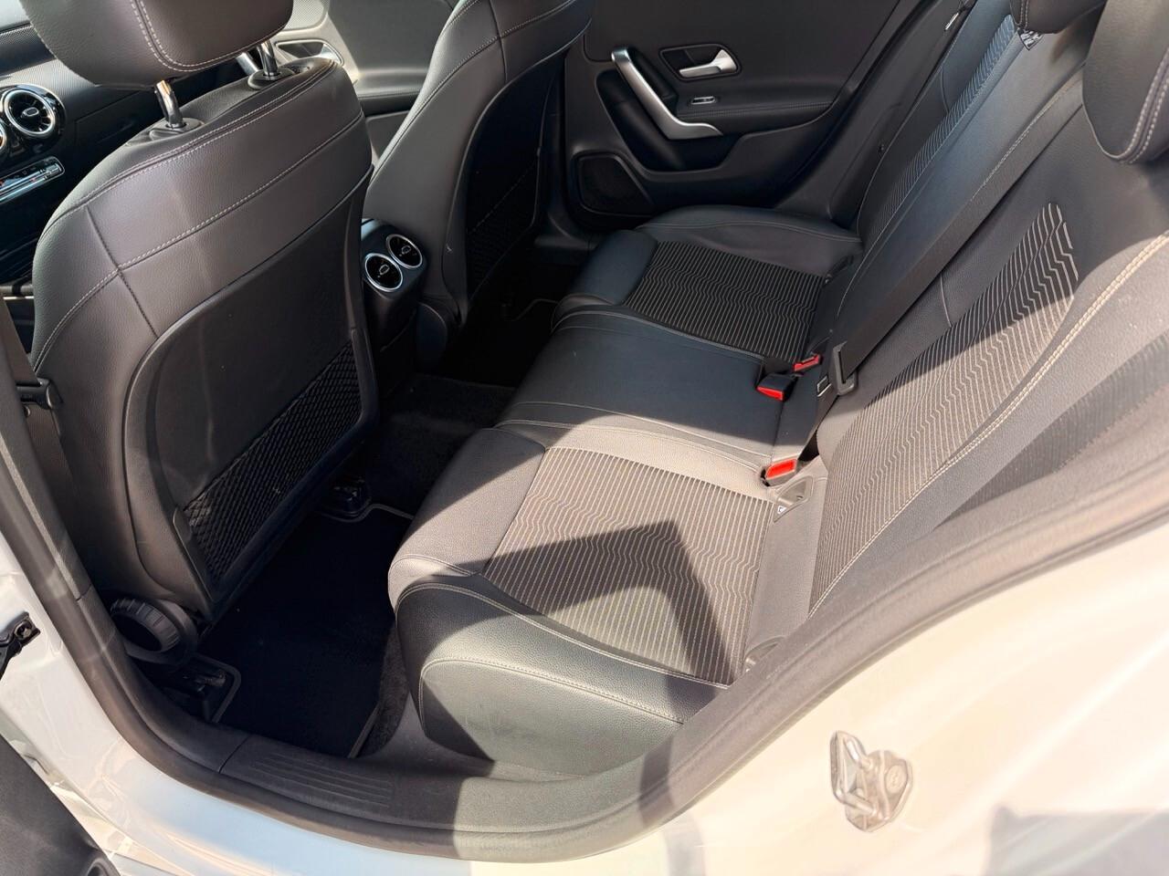 Mercedes-Benz A 180 d Sport auto