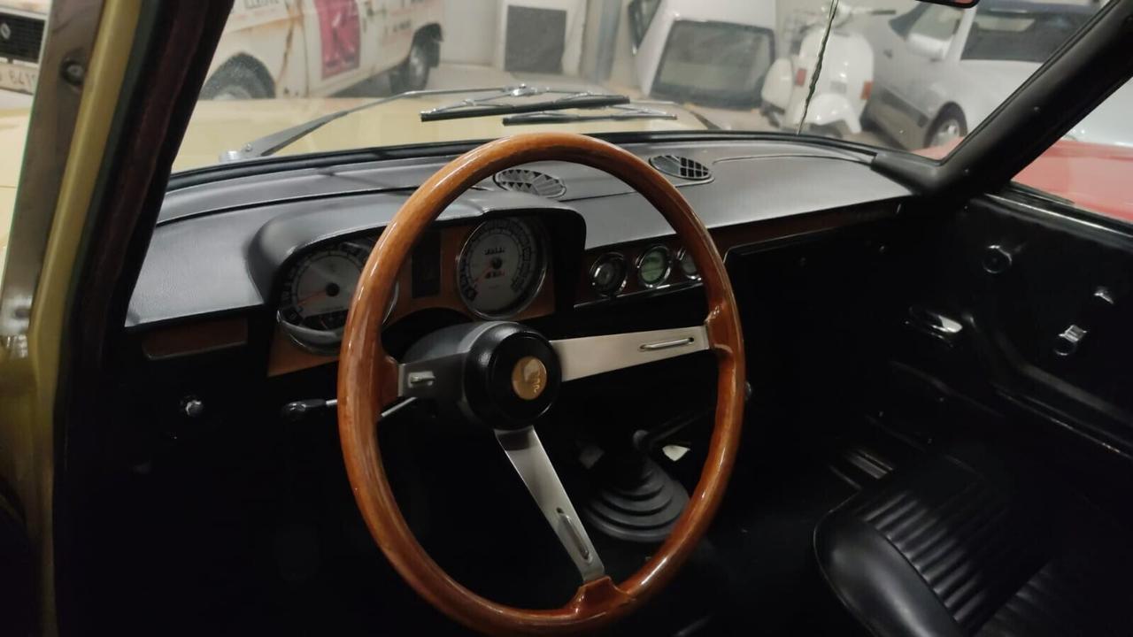 Alfa Romeo 2000 131cv (ASI - TARGA ORIGINALE)