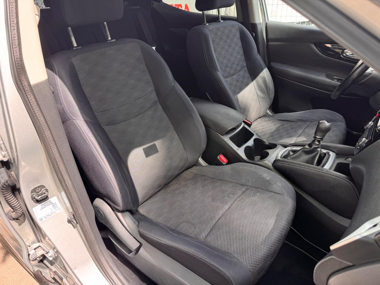 Nissan Qashqai 1.5 dCi neopaten garanzia 12 mesi