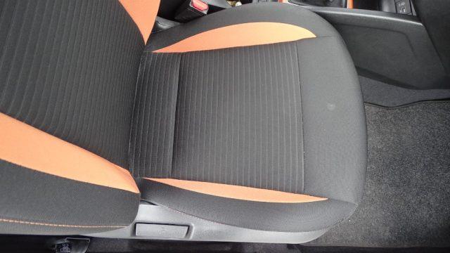 HYUNDAI i20 Coupé 1.2 84 cv, 3p, "Sport", Garanzia...