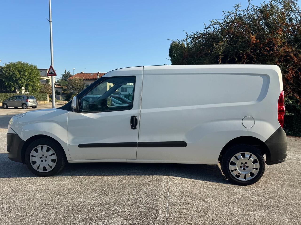Fiat Doblò Cargo Maxi 1.6 MJT 105 CV – Gomme Nuove – Tagliandato – Revisionato