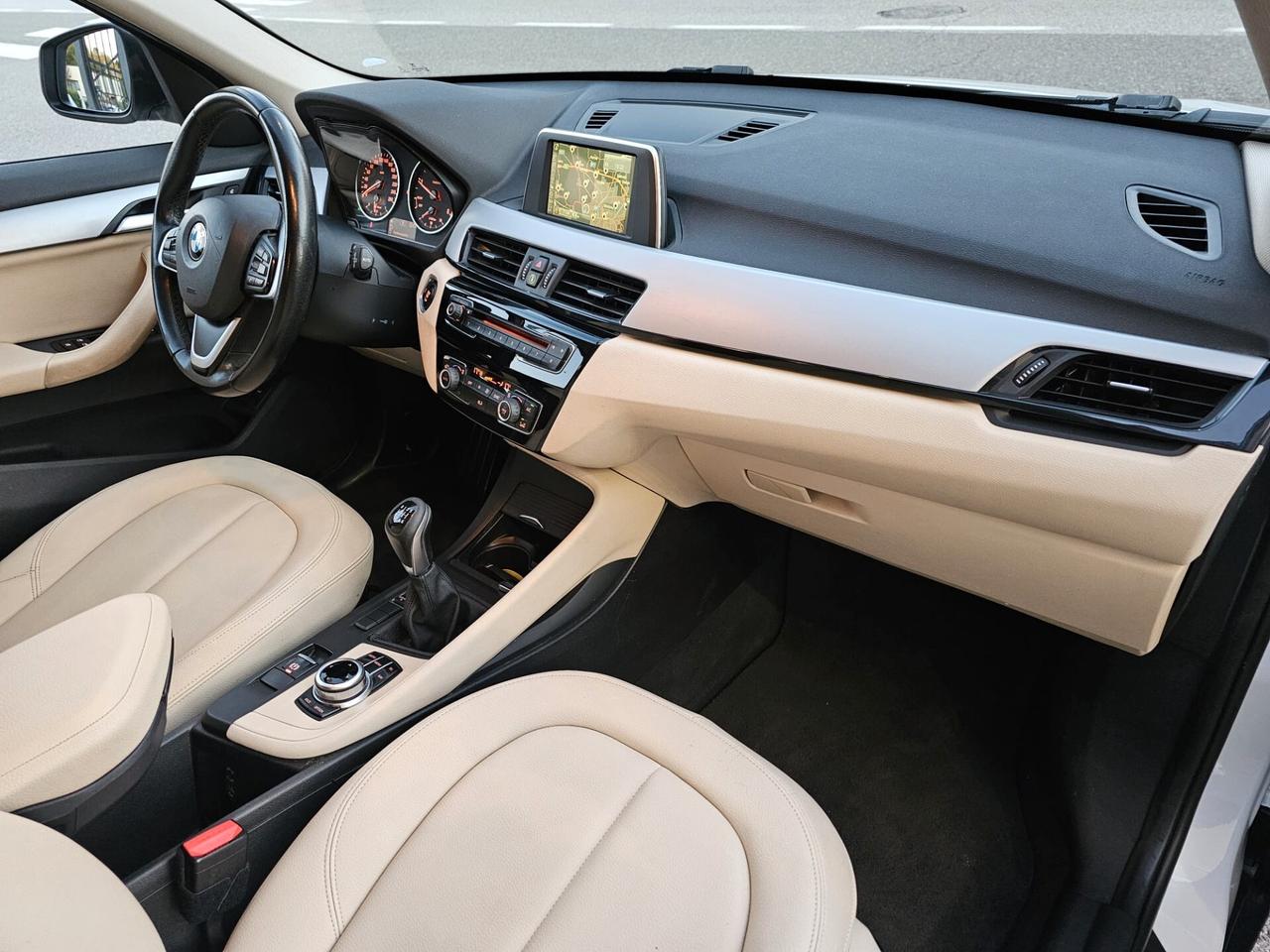 Bmw X1 sDrive16d 115cv Business*Pelle*Navi*Pdc*Bi-Xeno*Euro6