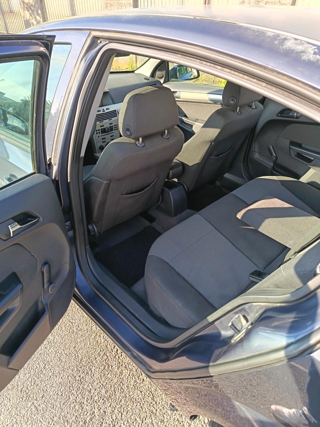 Opel Astra 1.3 CDTI ecoFLEX 5 porte Enjoy