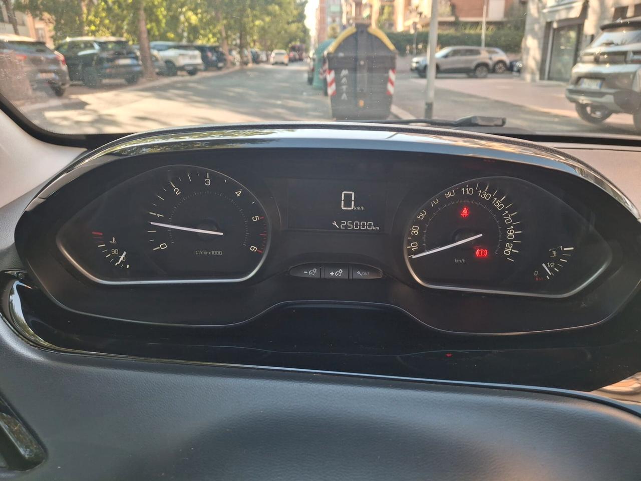 Peugeot 208 BlueHDi 75 5 porte