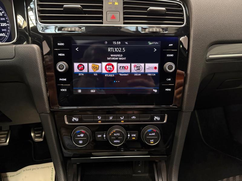 Volkswagen Golf 5 Porte Golf 5p 1.6 tdi Highline 115cv R-Line