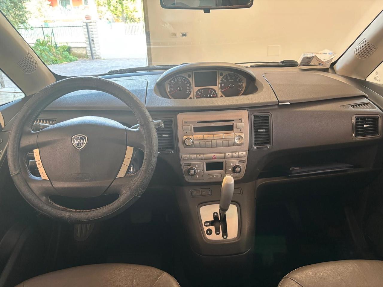 LANCIA MUSA ANNO 2008 BZ 1.4 ADATTA NEOPATENTATI AUTOMATICA KM 100 MILA
