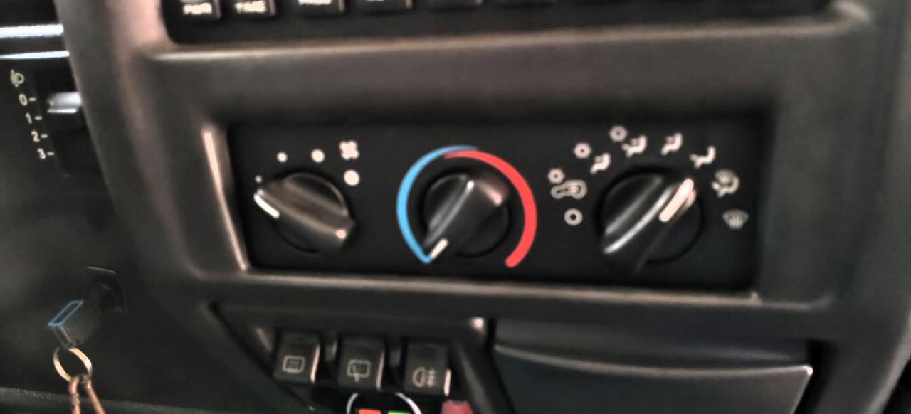 Jeep Wrangler 4.0 GPL Aut 4 posti
